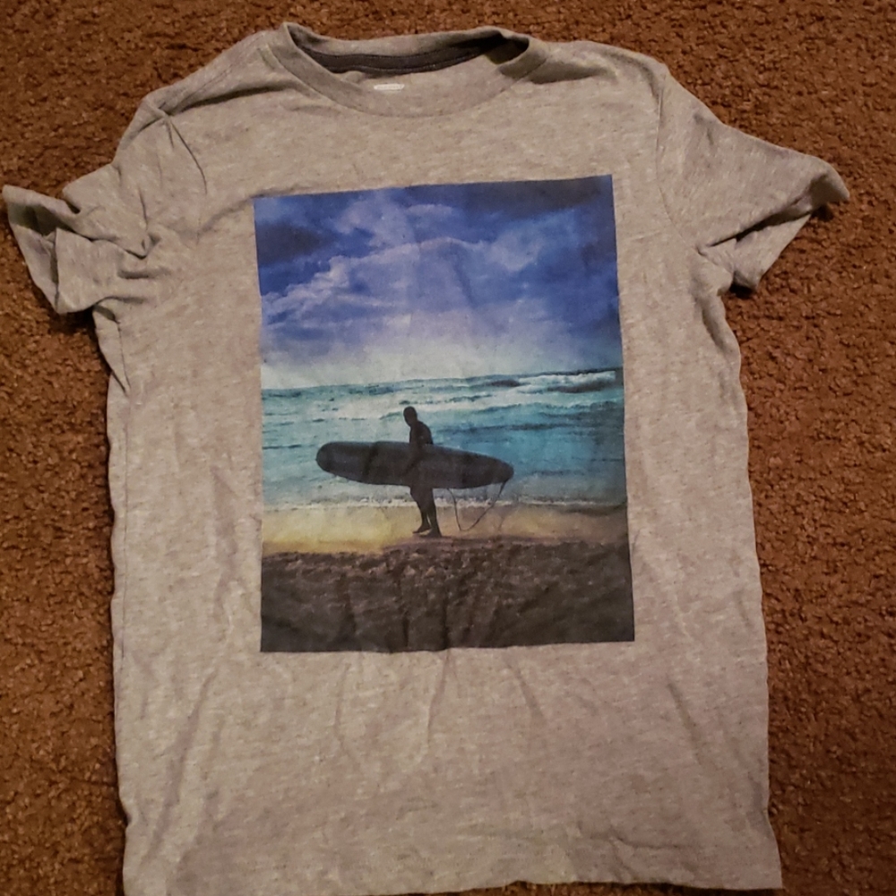 Boys Old Navy tshirt